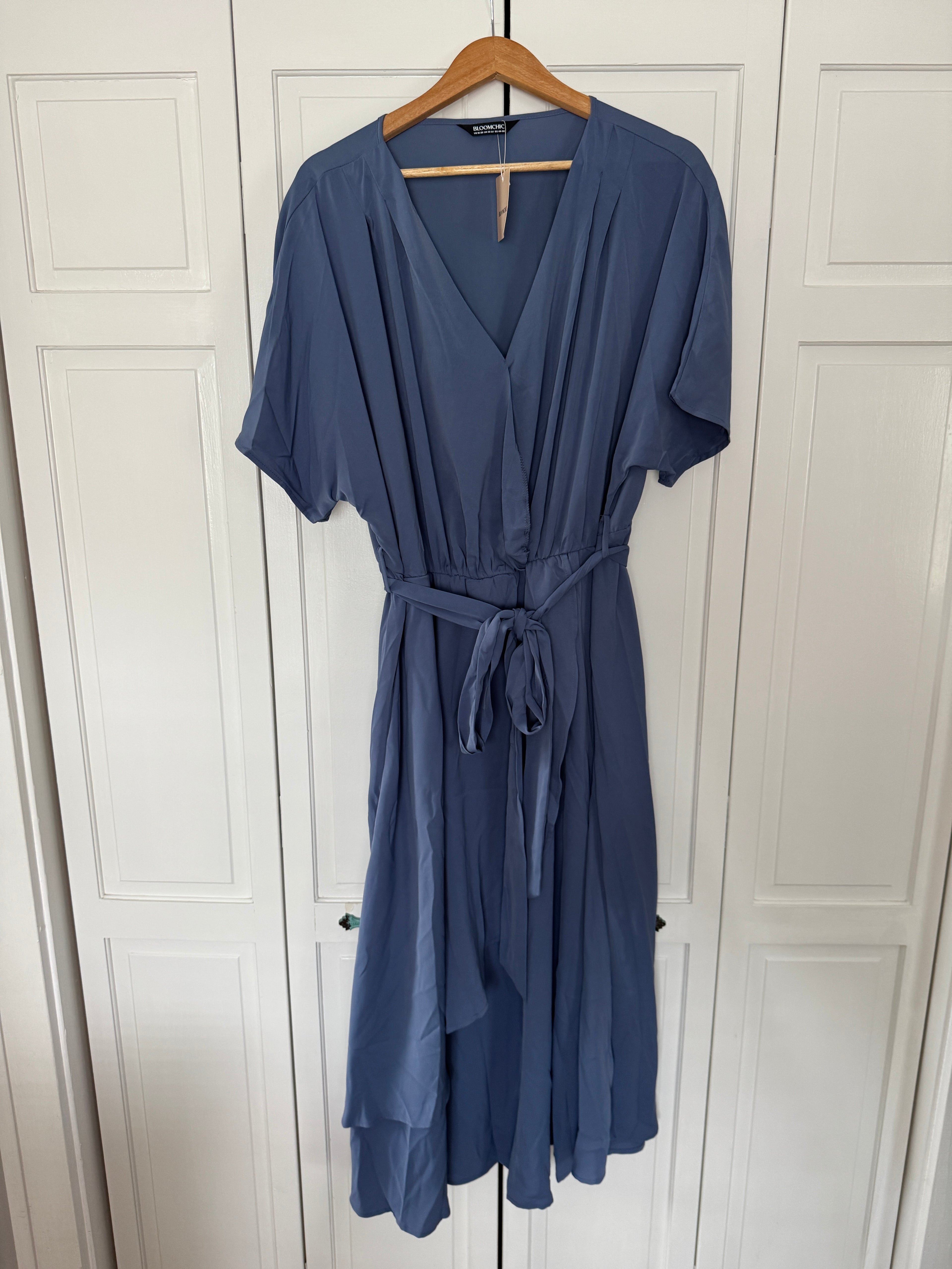 Blue Wrap Midi Dress from BloomChic NEW Size 18-20