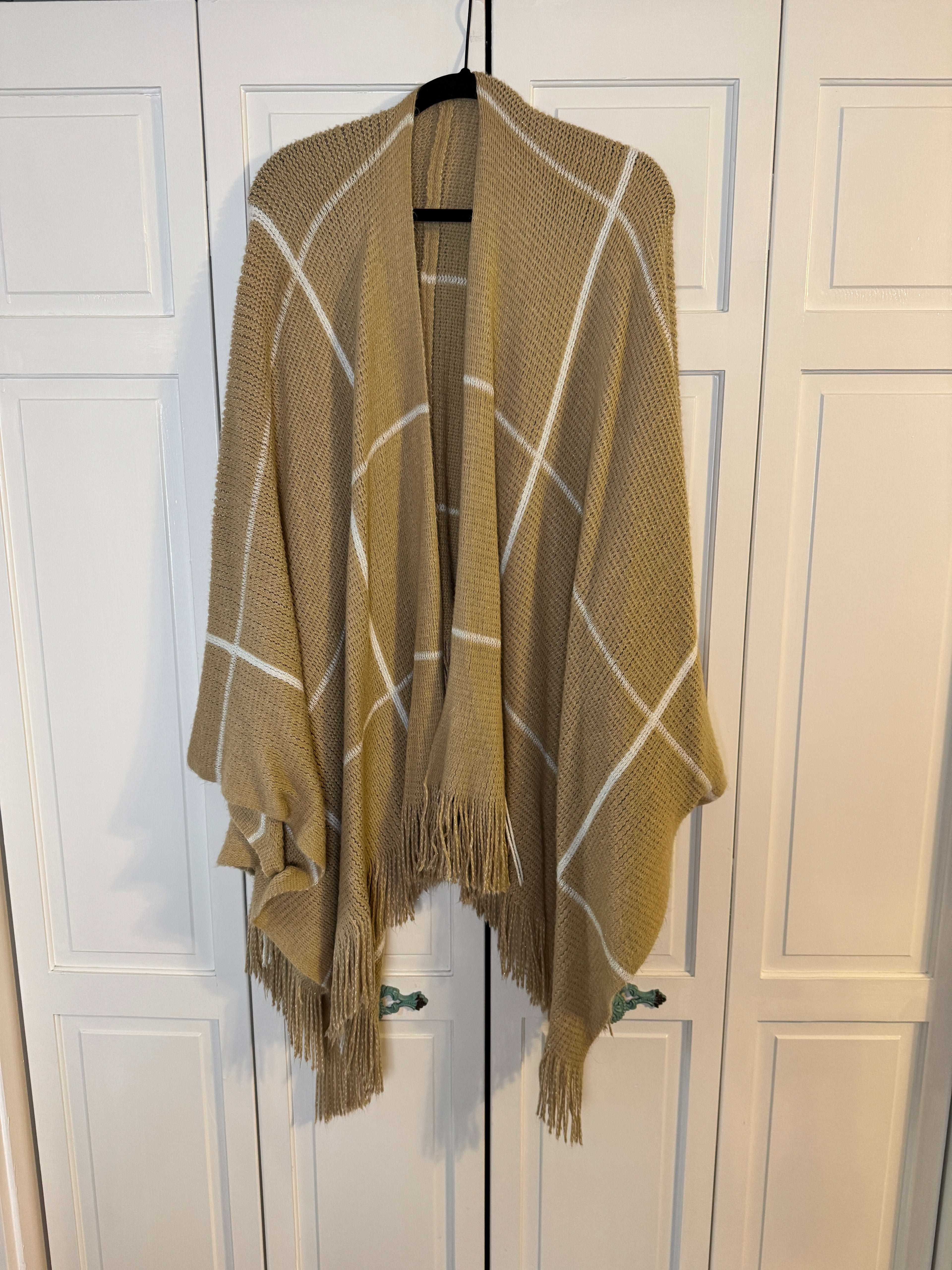 Brown and white shawl  pre-worn  one size