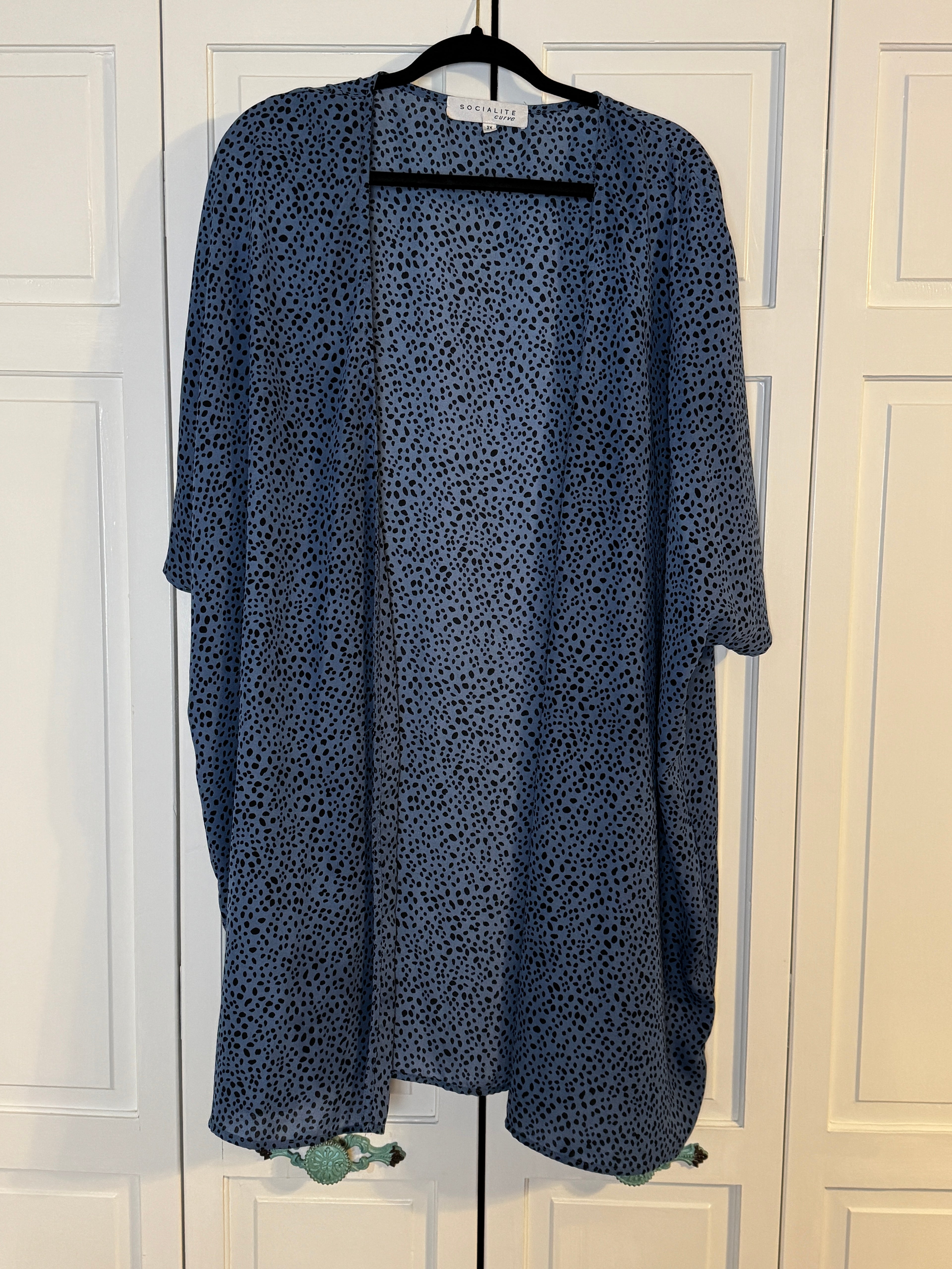 Blue and black cardigan pre-worn Size 3xl